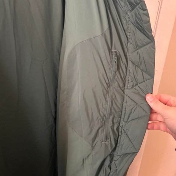 lululemon athletica Green Puffer Coat - Picture 3 of 5